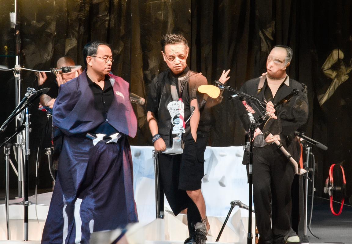 AC米兰免签策略解析：零转会费引援巴萨锋霸高效表现与曼城功勋球员加盟，老将即战力补强阵容